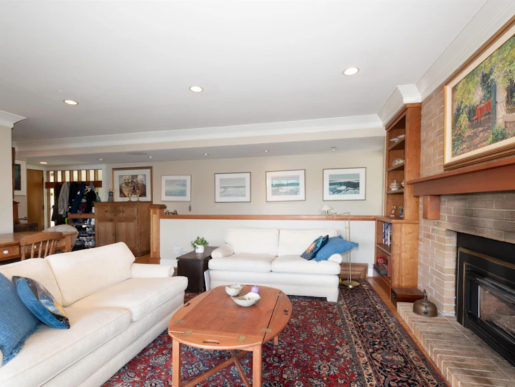 4455 Harris Place, North Vancouver, BC, V7G 1E9 - 10