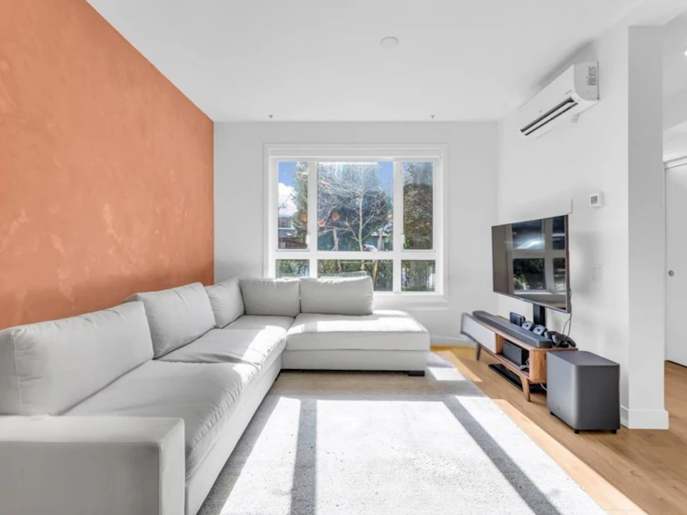 175-2035 Glenaire Drive, North Vancouver, BC, V7P 1Y2 - 3