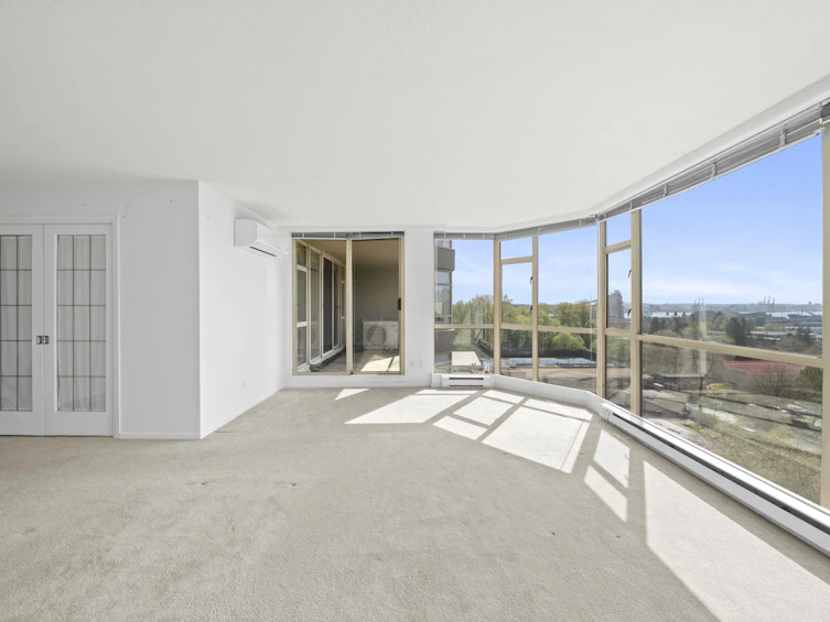 1203-1327 E Keith Road, North Vancouver, BC, V7J 3T5 - 4