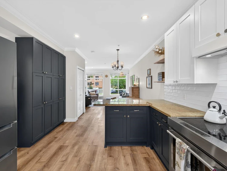 1021 E 20th Avenue, Vancouver, BC, V5V 1N9 - 13