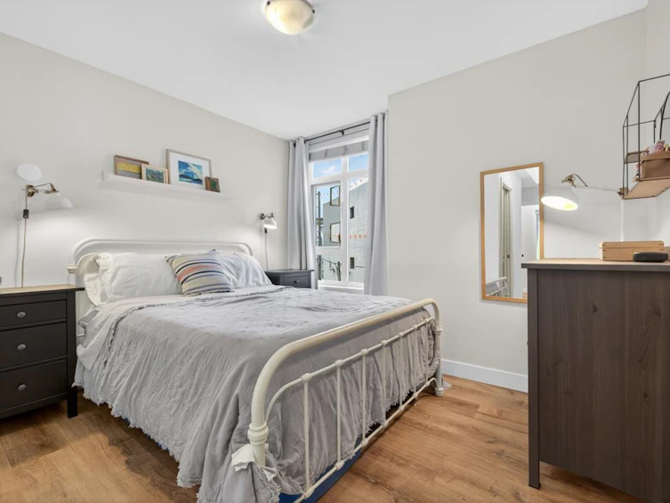 1021 E 20th Avenue, Vancouver, BC, V5V 1N9 - 16