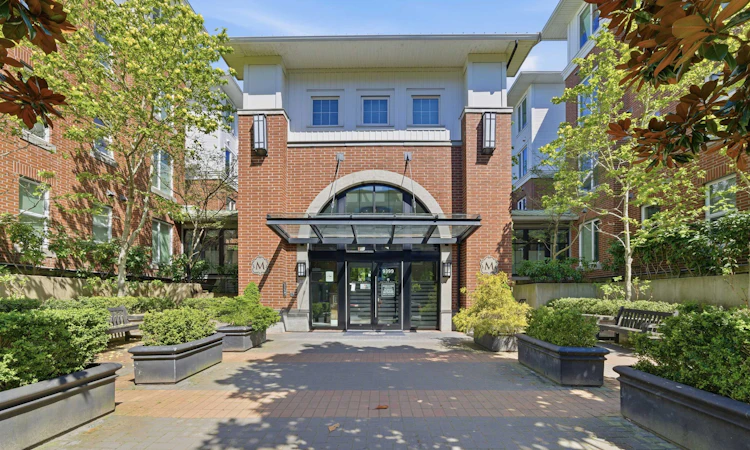 217-9399 Odlin Road