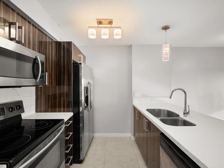 503-22318 Lougheed Highway, Maple Ridge, BC, V2X 2T4 - 5