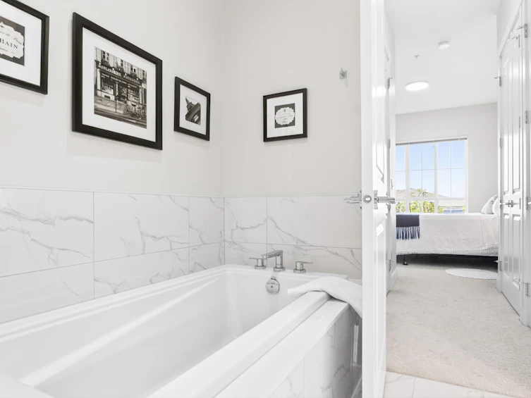 206-5535 Admiral Way, Delta, BC, V4K 0E3 - 16