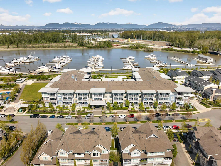 206-5535 Admiral Way, Delta, BC, V4K 0E3