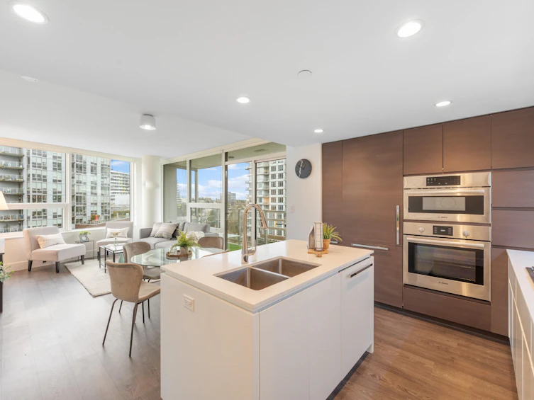 703-5508 Hollybridge Way, Richmond, BC, V7C 0C7