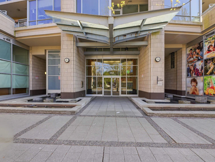 3301-2968 Glen Drive, Coquitlam, BC, V3B 0C4 - 34