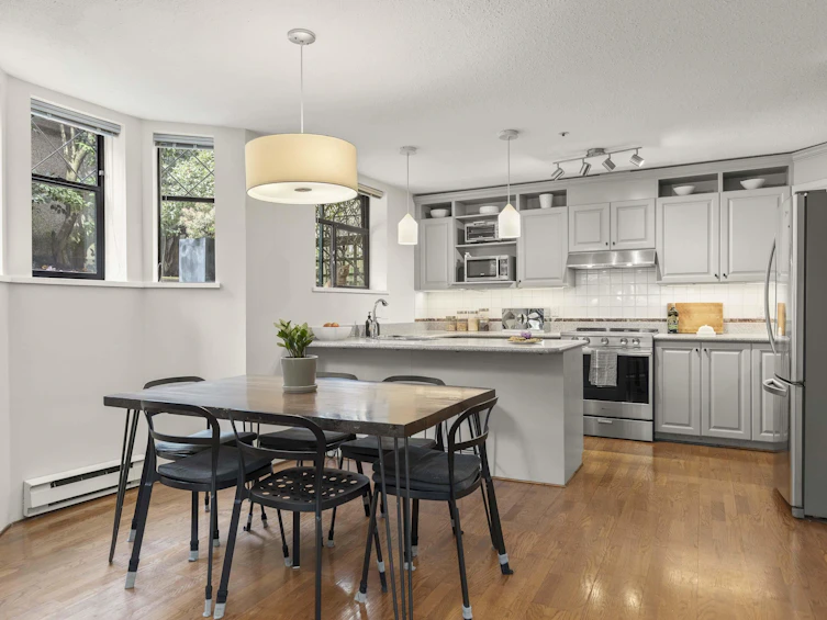 232 W 14th Avenue, Vancouver, BC, V5Y 1X1 - 6