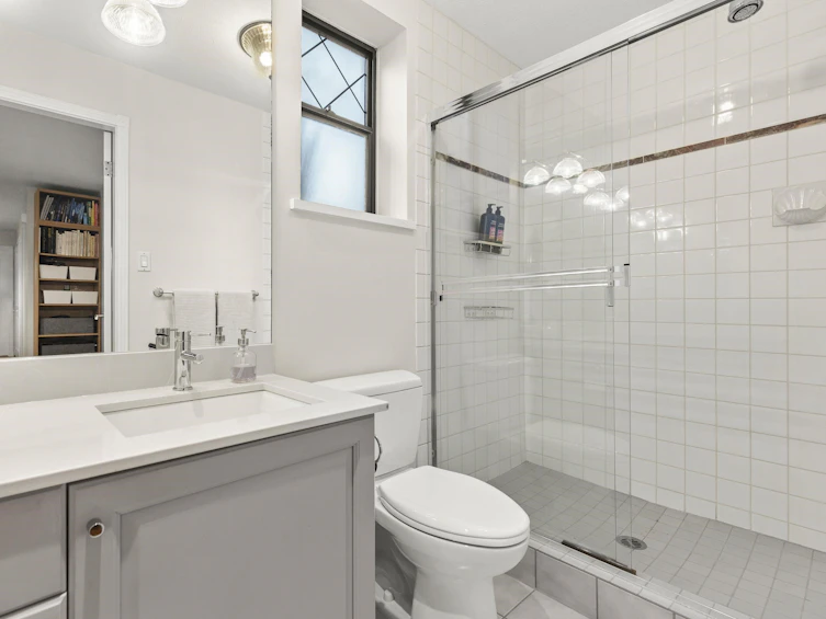 232 W 14th Avenue, Vancouver, BC, V5Y 1X1 - 30