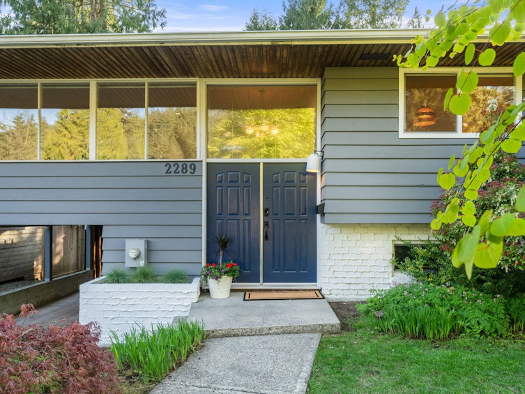 2289 Whitman Avenue, North Vancouver, BC, V7H 2C6 - 2