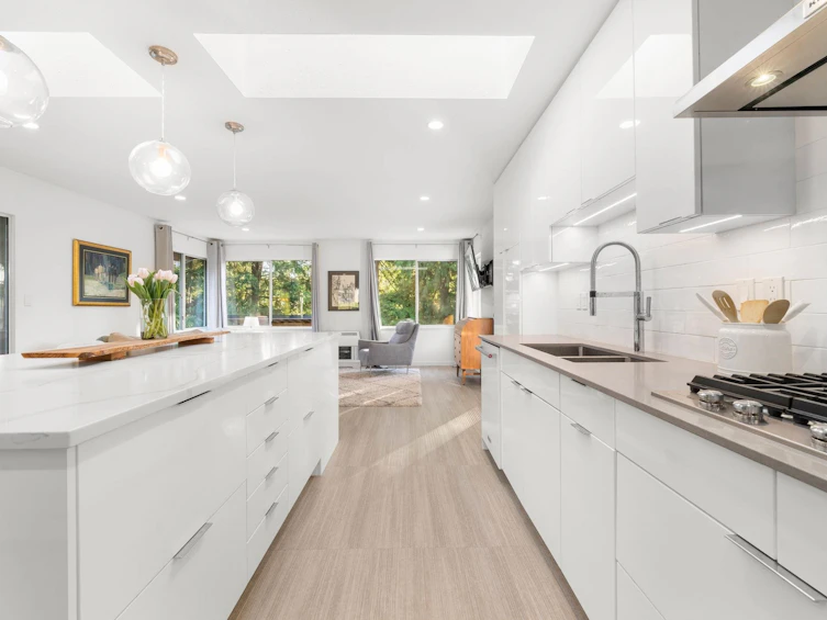2289 Whitman Avenue, North Vancouver, BC, V7H 2C6 - 16