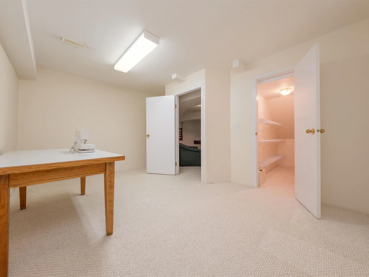 1485 Percy Court, North Vancouver, BC, V7G 2P4 - 33