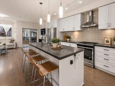 149-11305 240 Street - 5