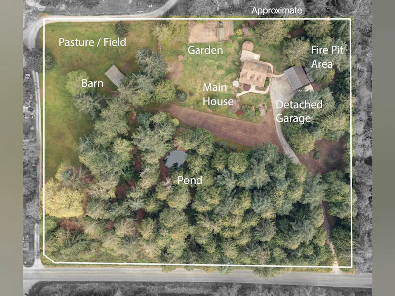 1317 Lockyer Road, Roberts Creek BC