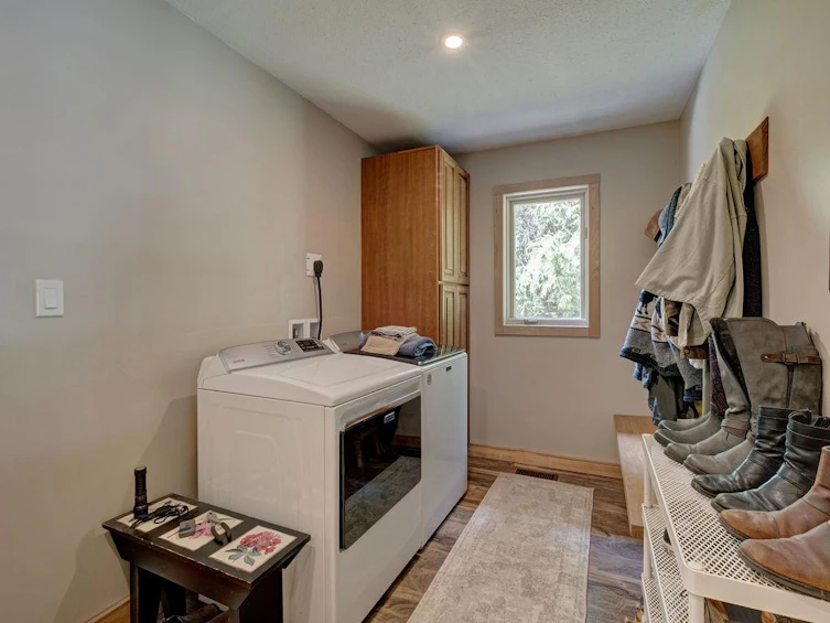 1317 Lockyer Road, Roberts Creek, BC, V0N 2W1 - 20