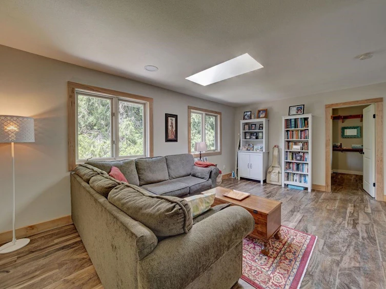1317 Lockyer Road, Roberts Creek, BC, V0N 2W1 - 14