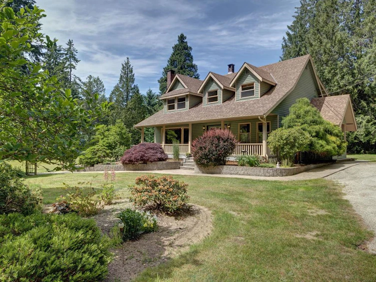 1317 Lockyer Road, Roberts Creek, BC, V0N 2W1 - 2