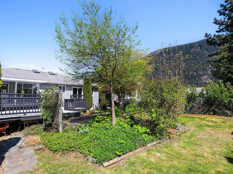 228 Balsam Avenue, Harrison Hot Springs, BC, V0M 1K0 - 30