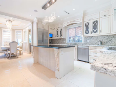 8180 Lundy Road - 4