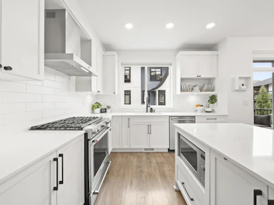 19-6897 201 Street - 2