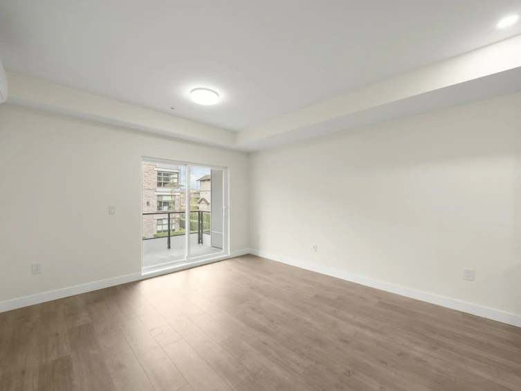 211-15353 17 Avenue, Surrey, BC, V4A 1T8 - 10