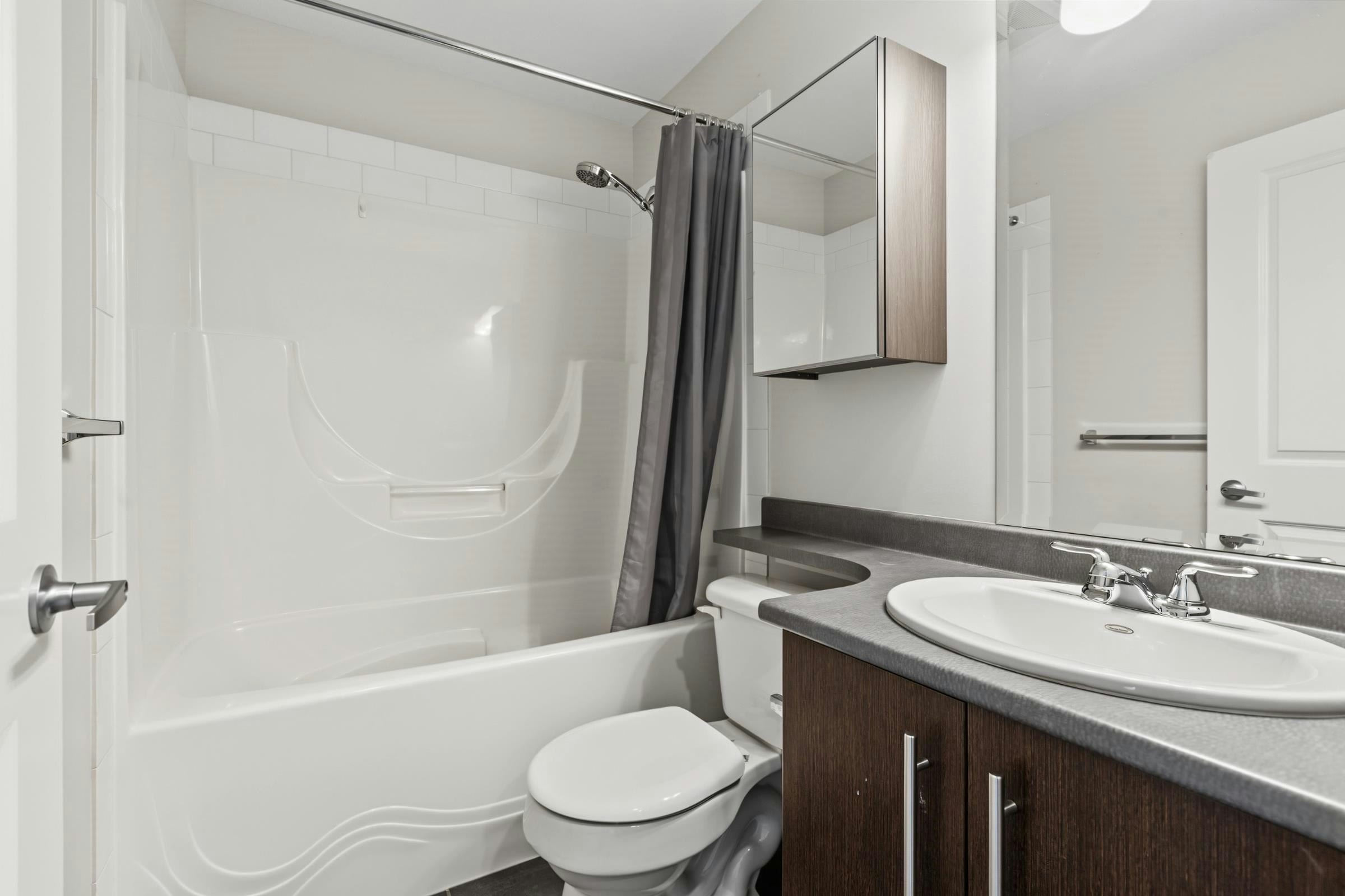 19-18211 70 Avenue, Surrey, BC, V3S 8K9 - 25