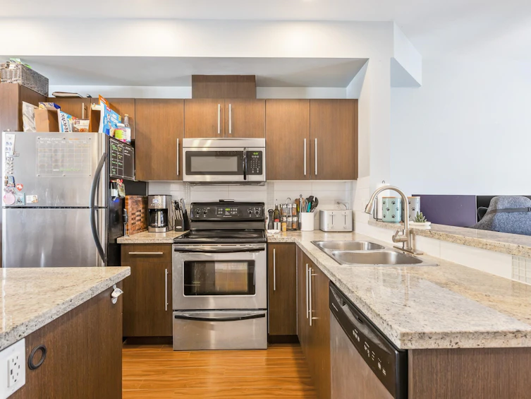 19-18211 70 Avenue, Surrey, BC, V3S 8K9 - 8