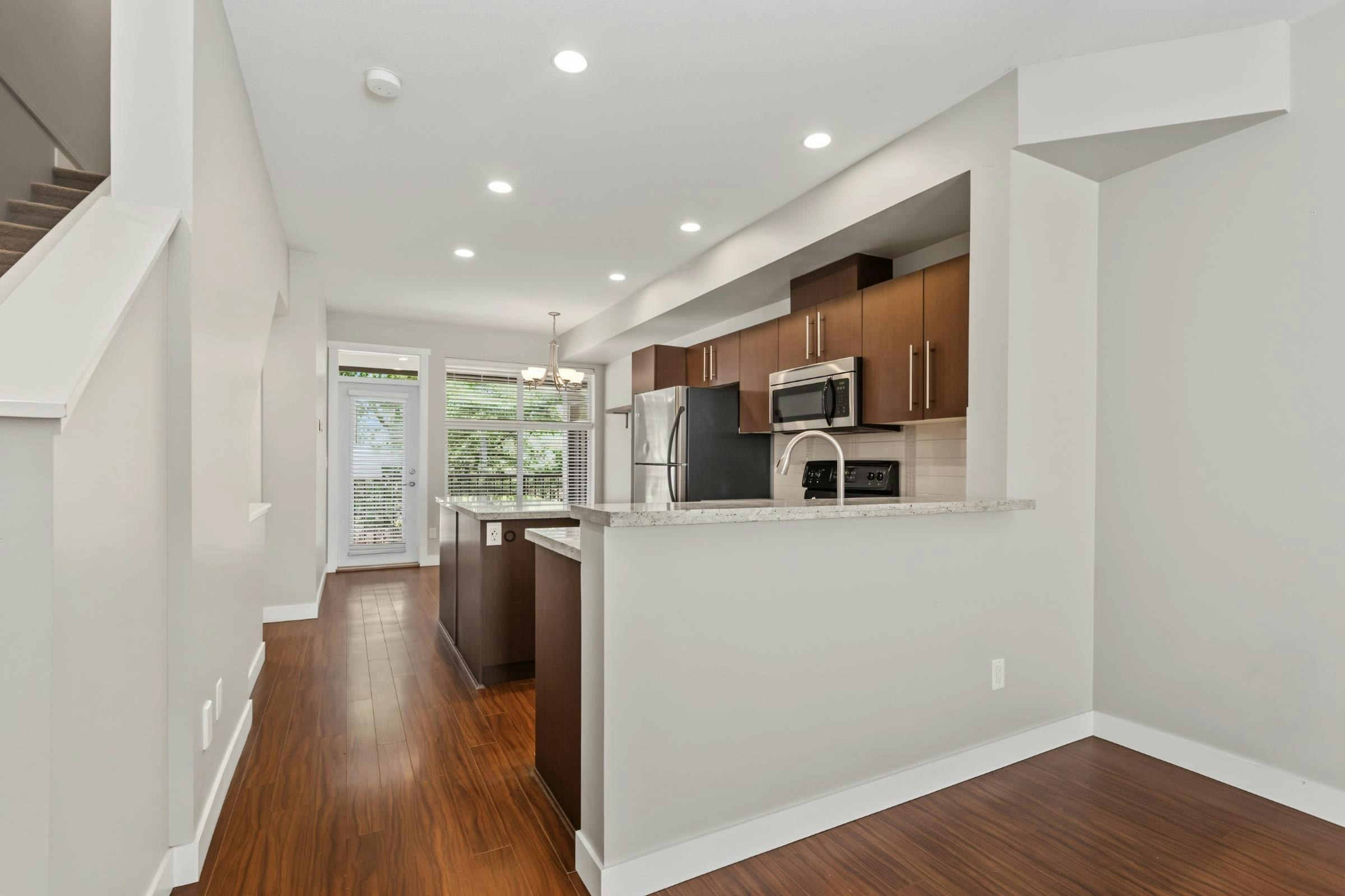 19-18211 70 Avenue, Surrey, BC, V3S 8K9 - 9
