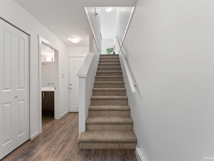 30-8130 136a Street, Surrey, BC, V3W 1H9 - 6