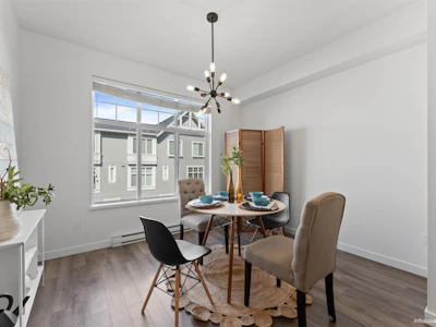 30-8130 136a Street - 3