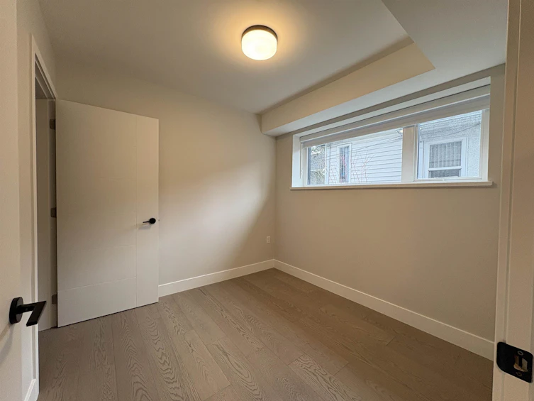 125 W 41st Avenue, Vancouver, BC, V5Y 2S2 - 11