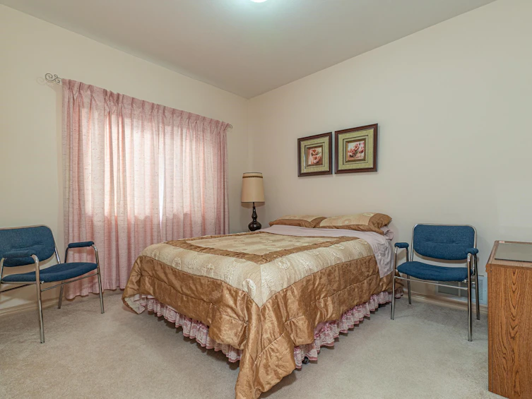 10970 155 Street, Surrey, BC, V3R 0X6 - 10