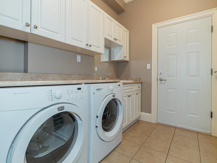 3231 Wardmore Place, Richmond, BC, V7C 1S6 - 14