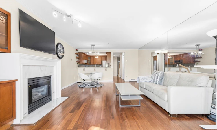 3-2150 SE Marine Drive