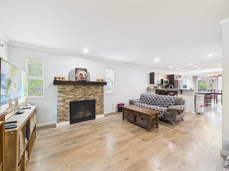 13-19250 65th Avenue, Surrey, BC, V4N 5R7 - 2