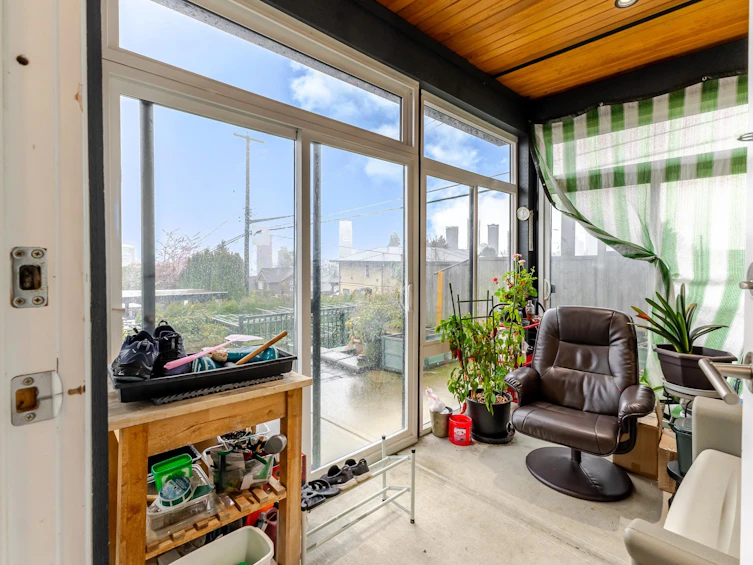 5710 Grant Street, Burnaby, BC, V5B 2K4 - 16