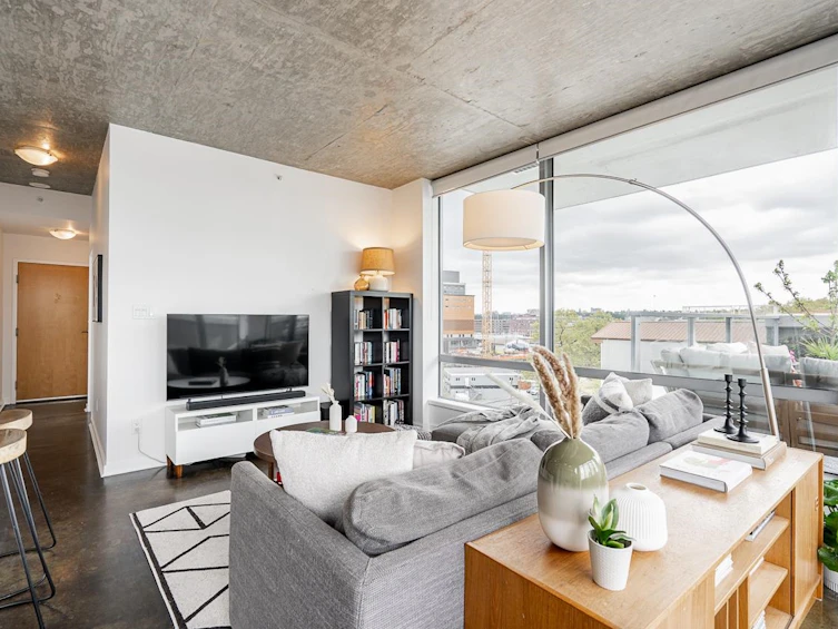 804-919 Station Street, Vancouver, BC, V6A 4L9 - 6