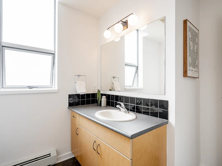 804-919 Station Street, Vancouver, BC, V6A 4L9 - 24