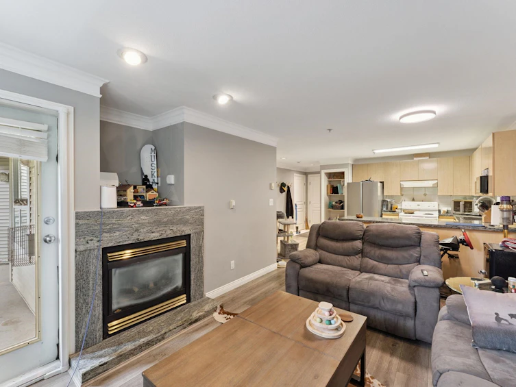 211-8115 121a Street, Surrey, BC, V3W 1J2 - 6