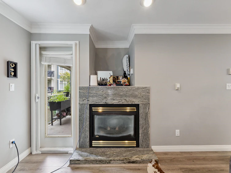 211-8115 121a Street, Surrey, BC, V3W 1J2 - 4