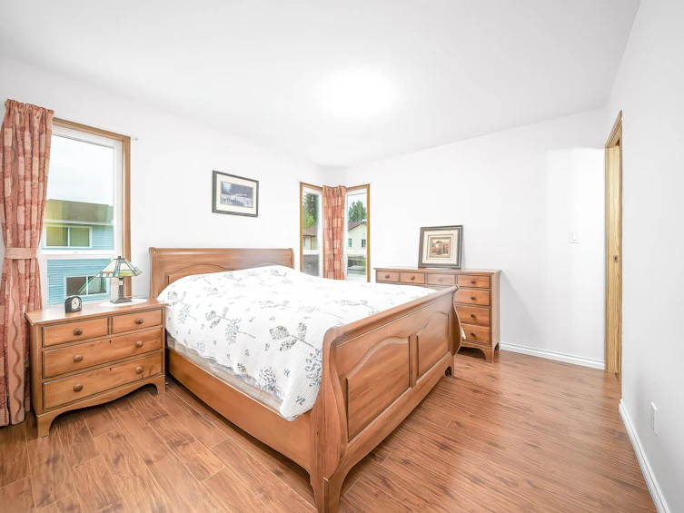 14932 98a Avenue, Surrey, BC, V3R 8H7 - 18