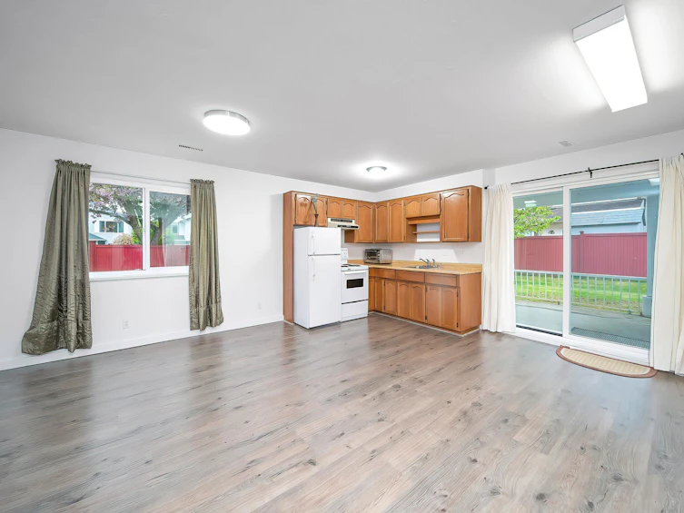 14932 98a Avenue, Surrey, BC, V3R 8H7 - 25