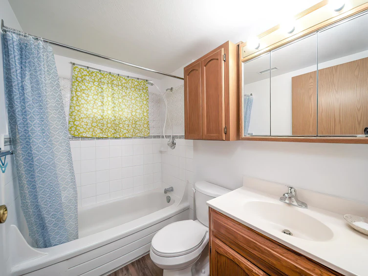 14932 98a Avenue, Surrey, BC, V3R 8H7 - 26