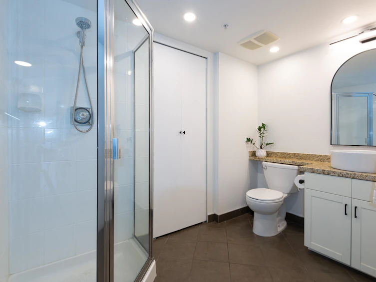 1101-1633 W 8th Avenue, Vancouver, BC, V6J 5H7 - 16