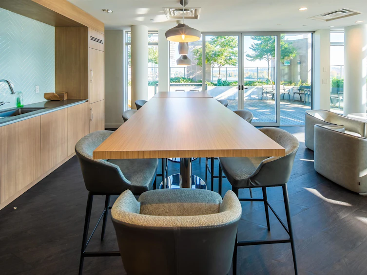 2705-908 Quayside Drive, New Westminster, BC, V3M 0L4 - 25