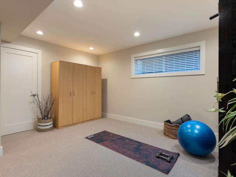 3665 Rutherford Crescent, North Vancouver, BC, V7N 2C6 - 23