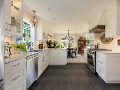 3665 Rutherford Crescent - 5