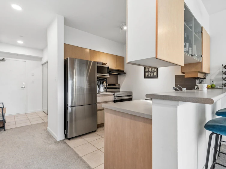 503-1888 York Avenue, Vancouver, BC, V6J 5H8 - 5
