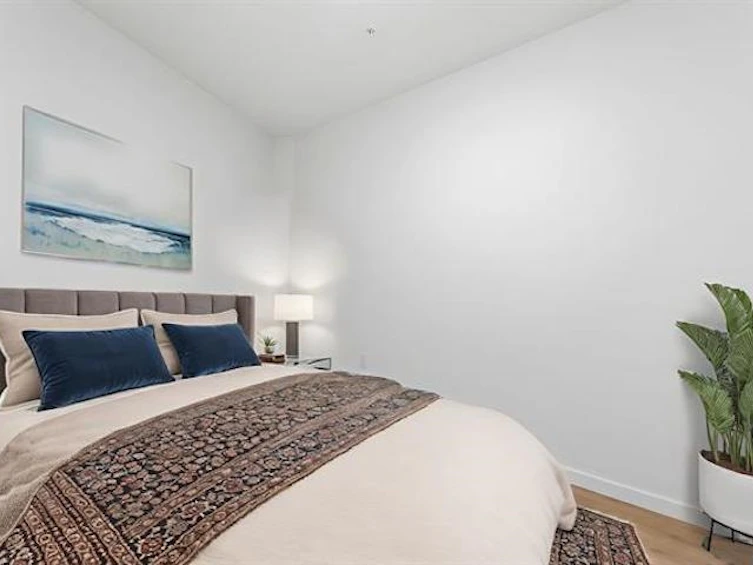 201-725 Marine Drive, North Vancouver, BC, V7M 0G2 - 5