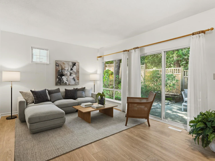 10-3939 Indian River Drive, North Vancouver, BC, V7G 2P5 - 2